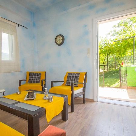 Ferienwohnung Frasta'S Rose Plaka  Exterior foto