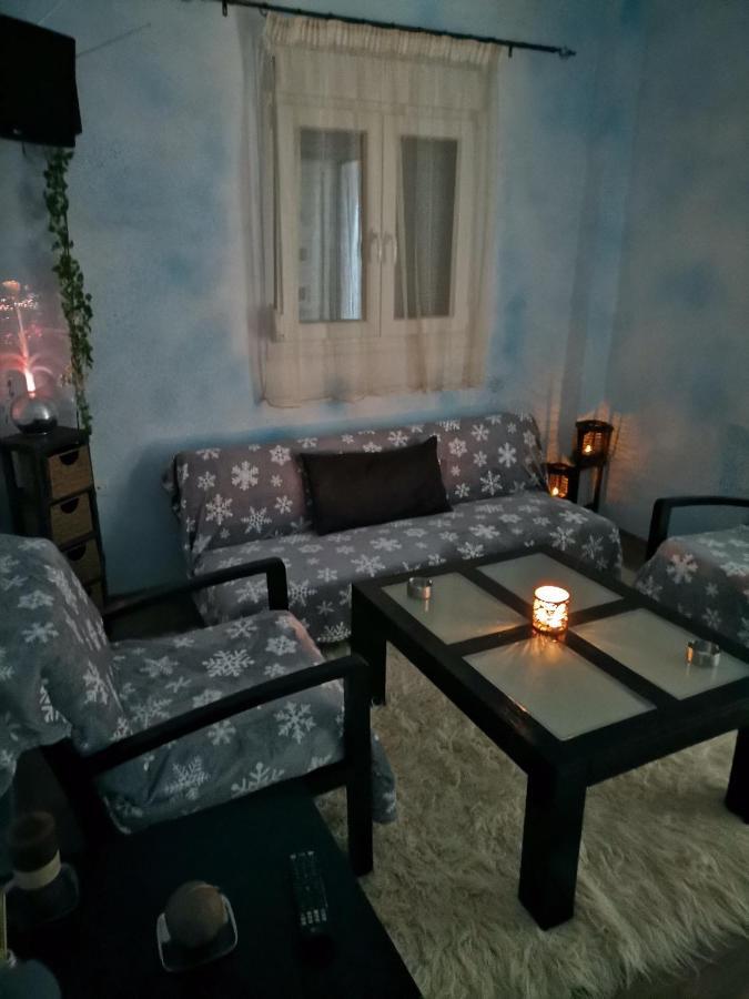Ferienwohnung Frasta'S Rose Plaka  Exterior foto